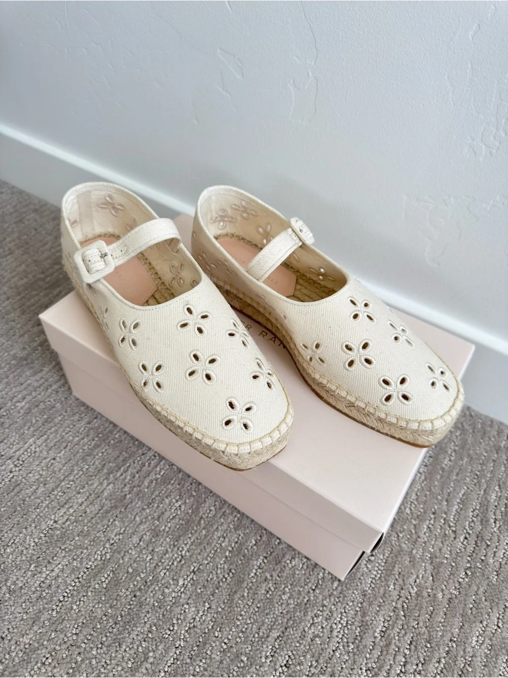 Loeffler Randall Clover Natural Embroidered Espadrille Mary Jane Size 7 Coastal